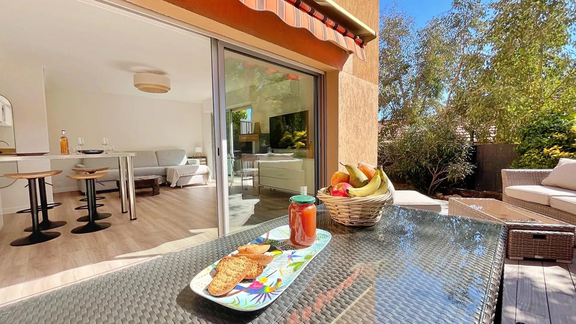 Renovated 2-Room Apartment Near Sea & Shops Theoule-sur-Mer 0*,